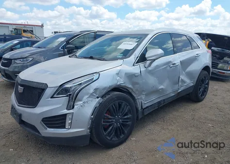 2019 Cadillac Xt5 Premium Luxury z USA, uszkodzony, nr VIN 1GYKNERS5KZ242559
